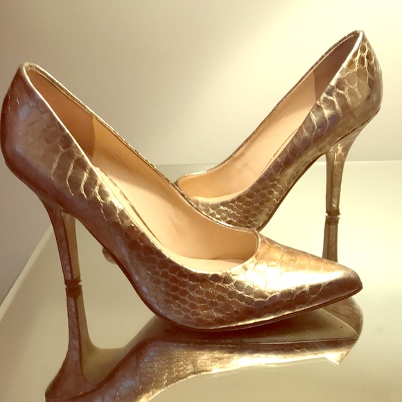 nine west gold shoes